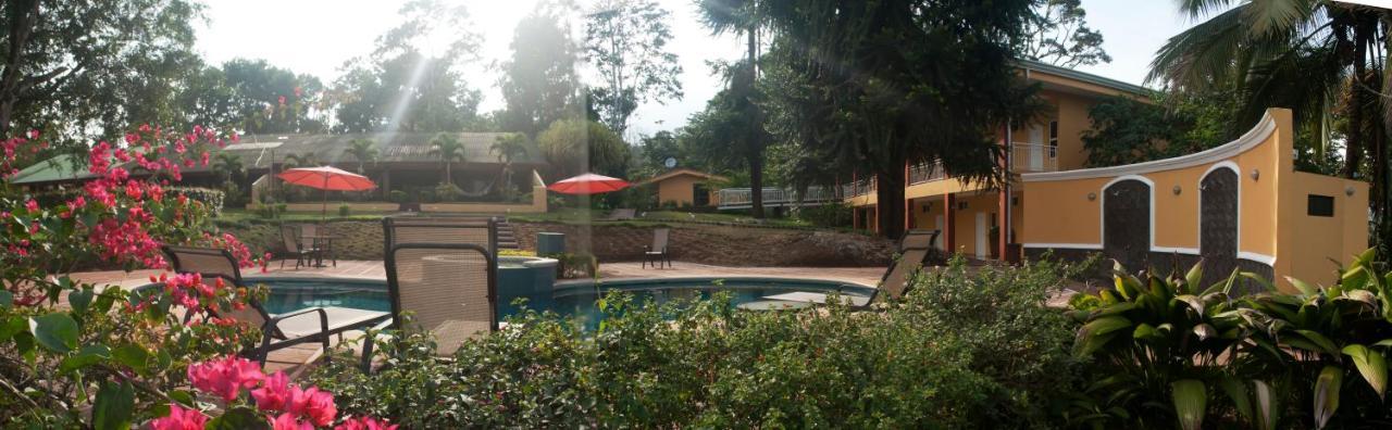 Hotel Villa Florencia トゥリアルバ エクステリア 写真