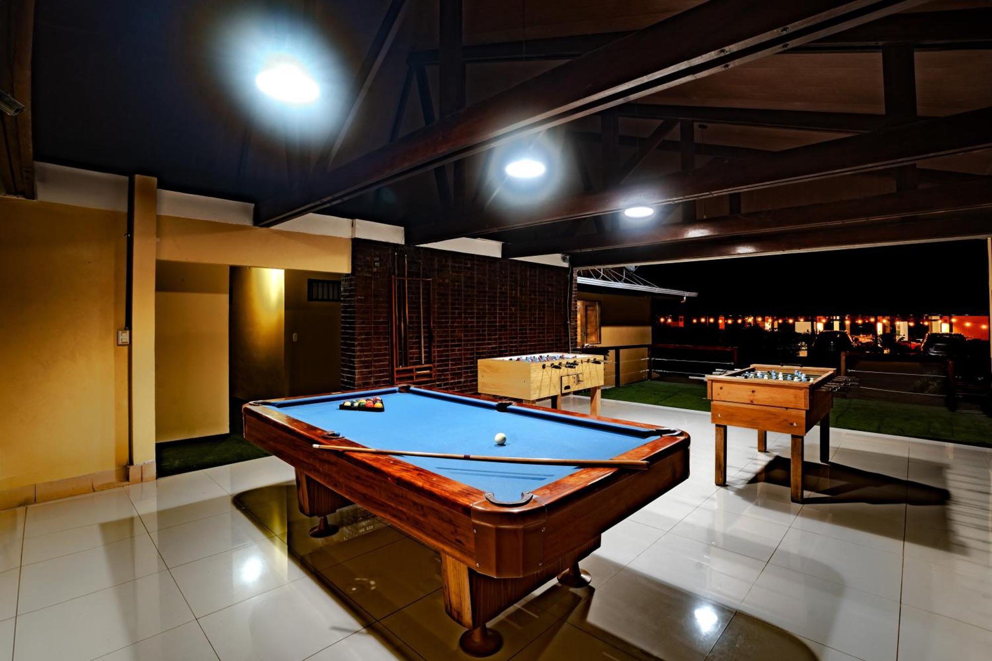 Hotel Villa Florencia トゥリアルバ エクステリア 写真