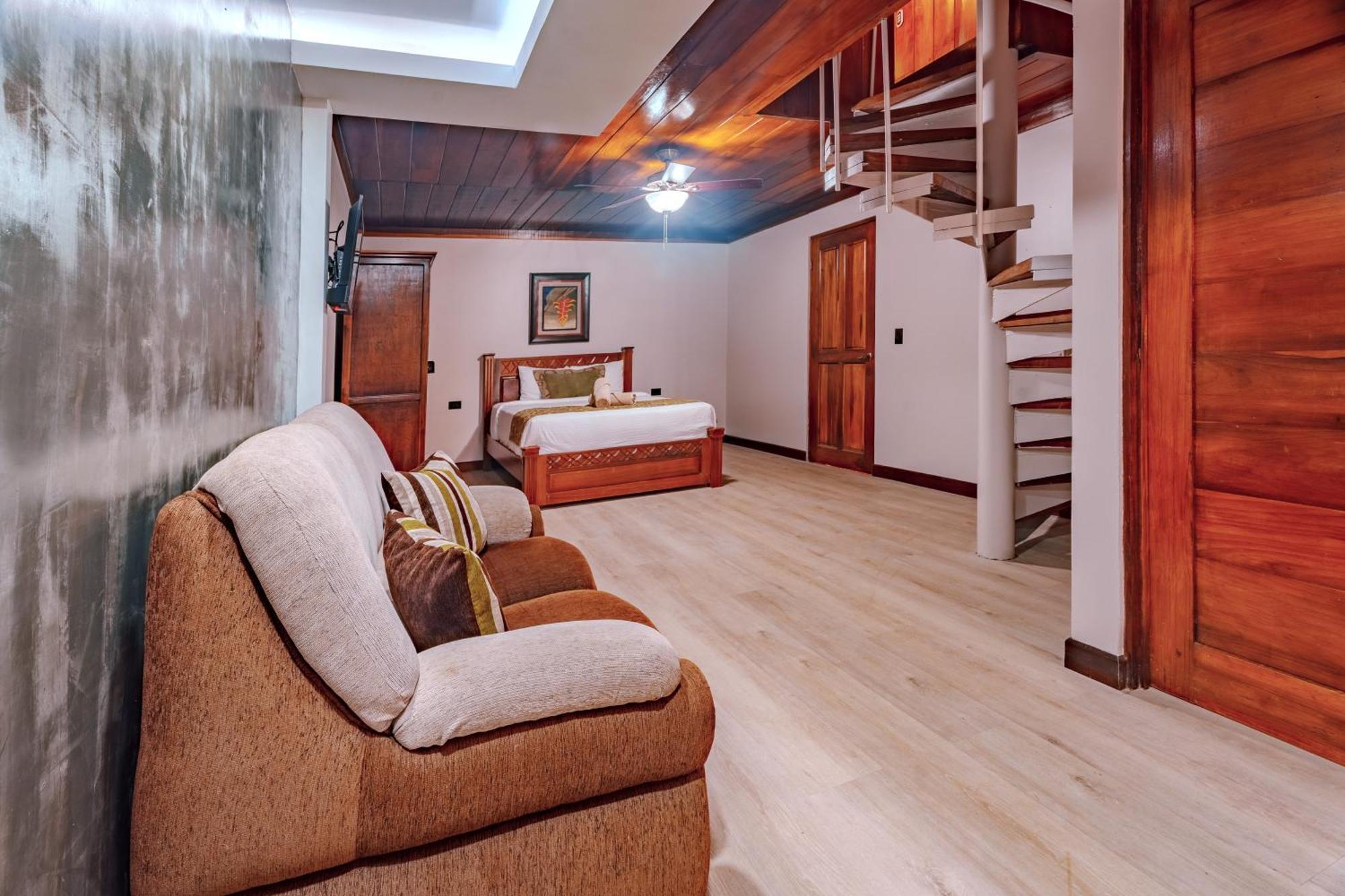 Hotel Villa Florencia トゥリアルバ 部屋 写真