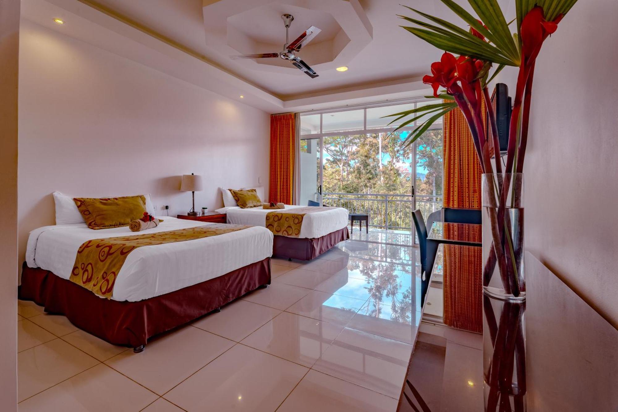 Hotel Villa Florencia トゥリアルバ 部屋 写真